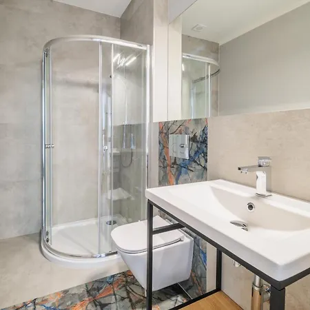 Appartement Niezalezny Z Klimatyzacja I Parkingiem - Pogodna *