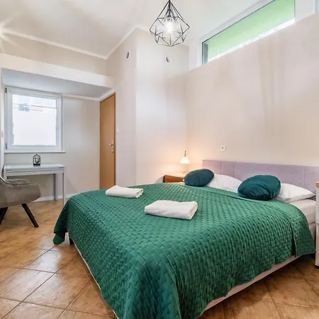 Niezalezny Z Klimatyzacja I Parkingiem - Pogodna